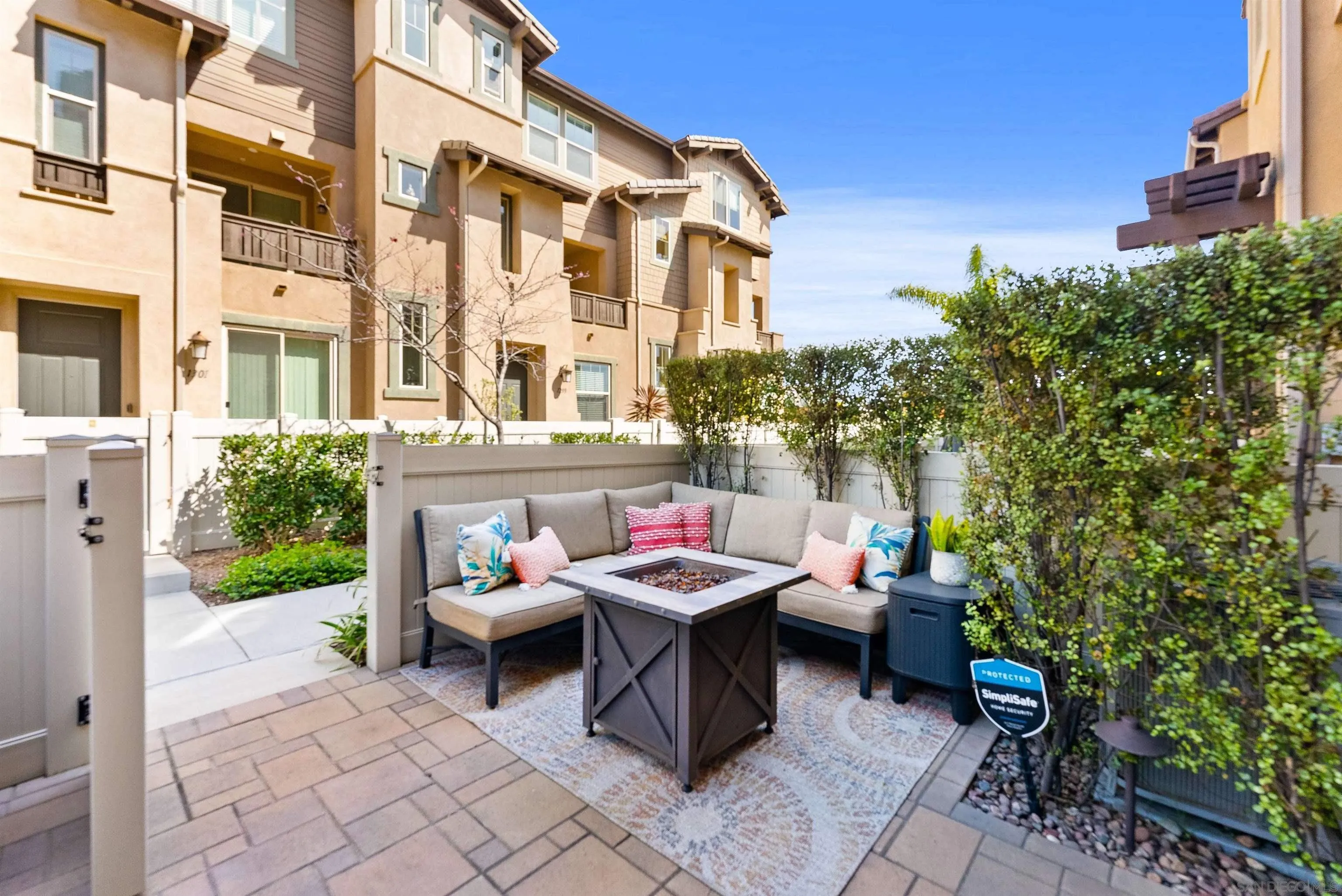 1291 Via Lucero Oceanside, CA 92056 - Photo 4 of 47