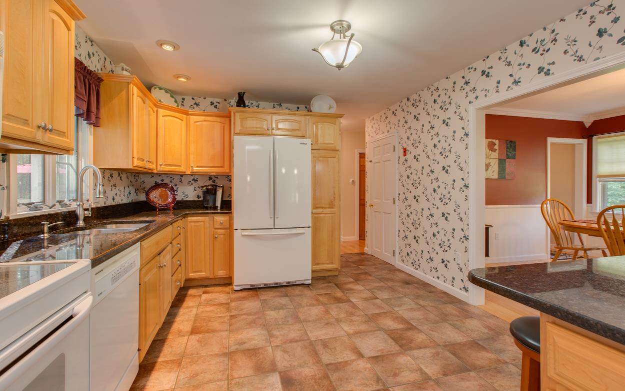 1 Hunters Lane Merrimack, NH 03054 - Photo 18 of 40 Gallery Image 18