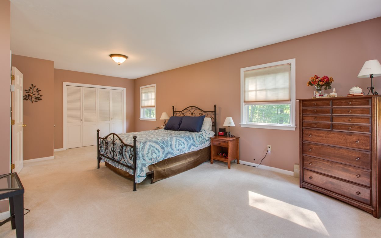 1 Hunters Lane Merrimack, NH 03054 - Photo 30 of 40 Gallery Image 30