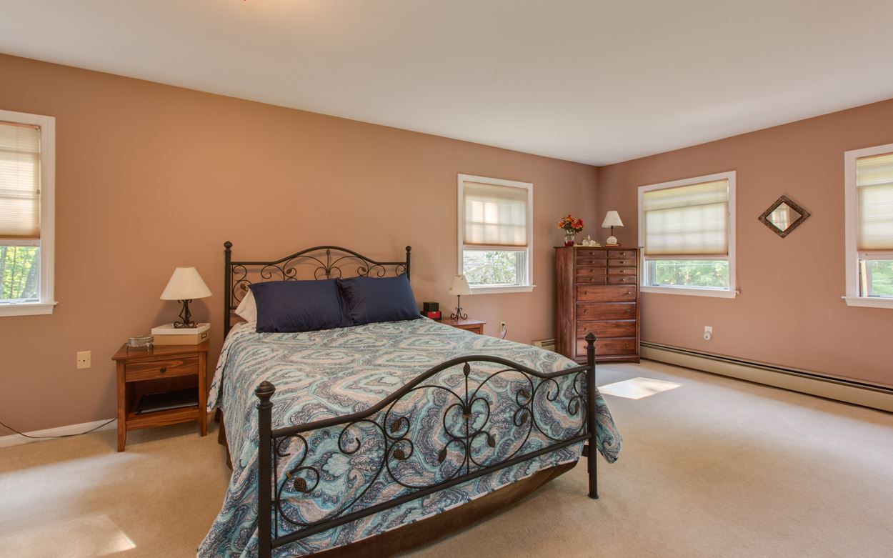 1 Hunters Lane Merrimack, NH 03054 - Photo 32 of 40 Gallery Image 32