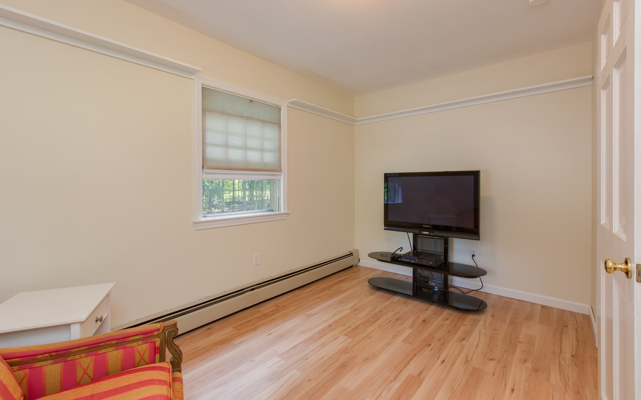 1 Hunters Lane Merrimack, NH 03054 - Photo 35 of 40 Gallery Image 35