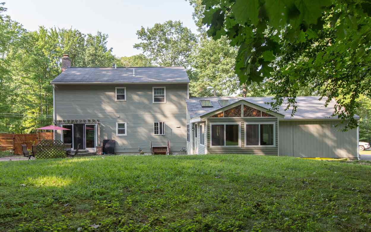 1 Hunters Lane Merrimack, NH 03054 - Photo 5 of 40 Gallery Image 5