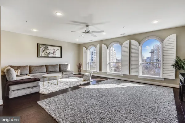 $4,950 | 1222 Main Line Boulevard, Unit 102, Alexandria, VA 22301