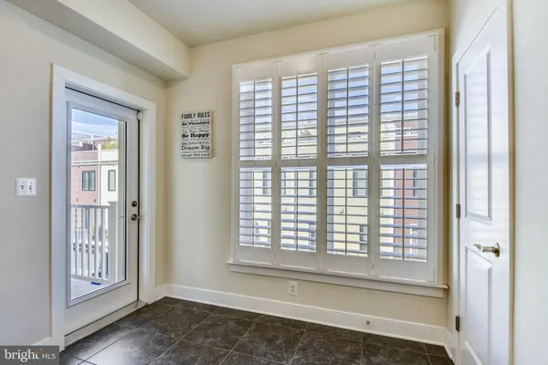 $4,950 | 1222 Main Line Boulevard, Unit 102, Alexandria, VA 22301