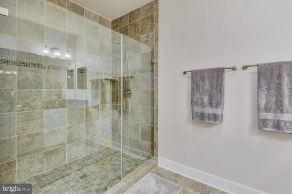 $4,950 | 1222 Main Line Boulevard, Unit 102, Alexandria, VA 22301