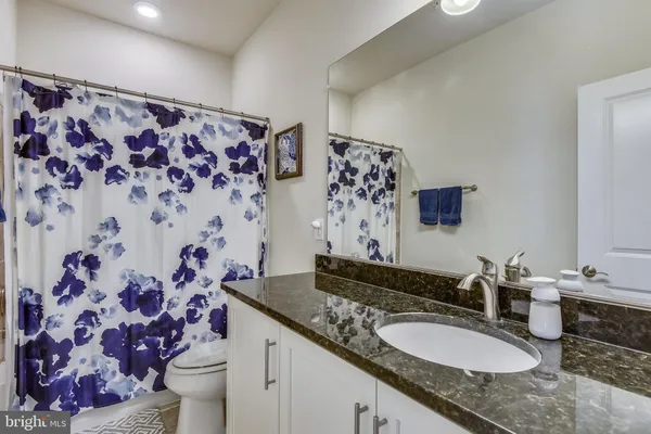 $4,950 | 1222 Main Line Boulevard, Unit 102, Alexandria, VA 22301