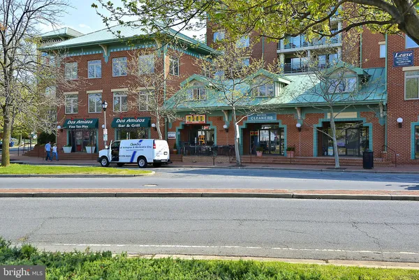 $4,950 | 1222 Main Line Boulevard, Unit 102, Alexandria, VA 22301