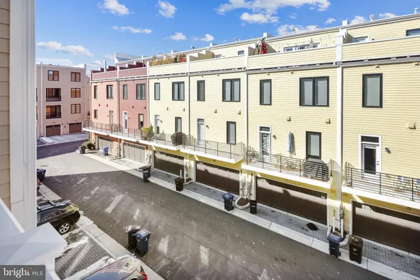 $4,950 | 1222 Main Line Boulevard, Unit 102, Alexandria, VA 22301