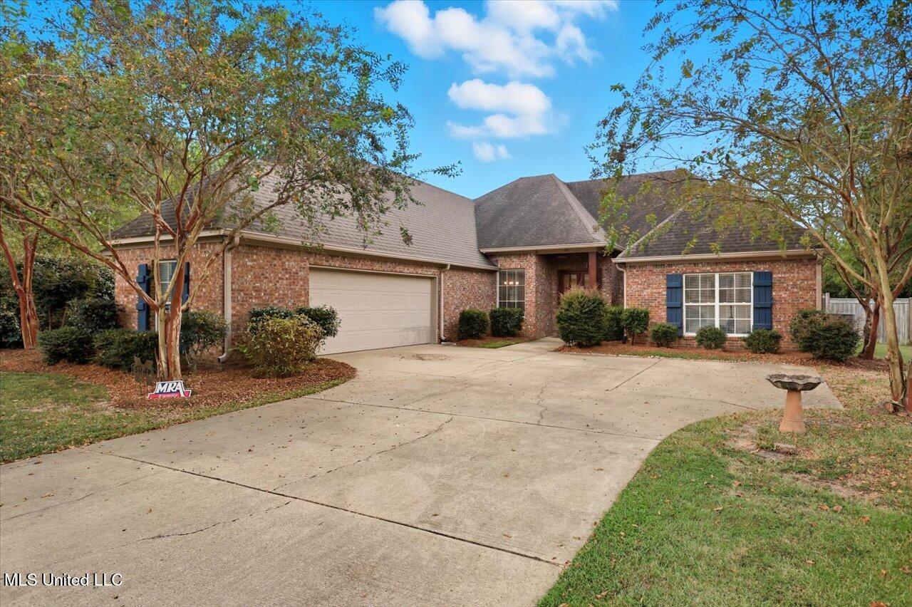 105 Talons Point Madison, MS 39110 - Photo 2 of 32 01-105 Talons Point _ Home Tours MS