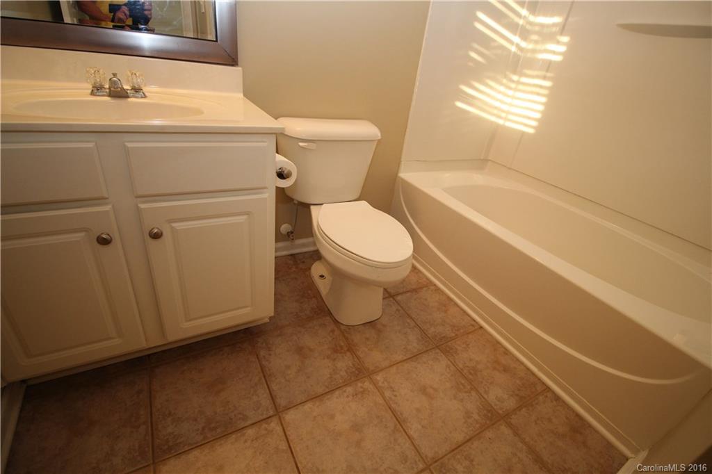 1262 Amber Ridge Road Northwest, Unit 102 Concord, NC 28027 - Photo 4 of 23 Gallery Image 4