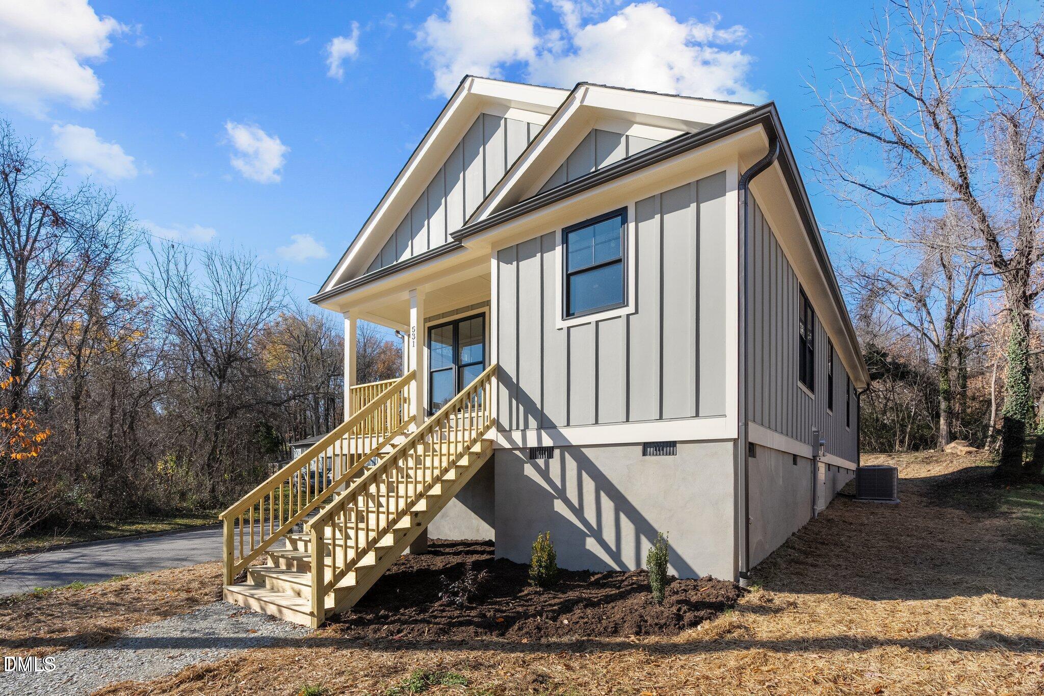 531 Booth Street Roxboro, NC 27573 - Photo 5 of 39
