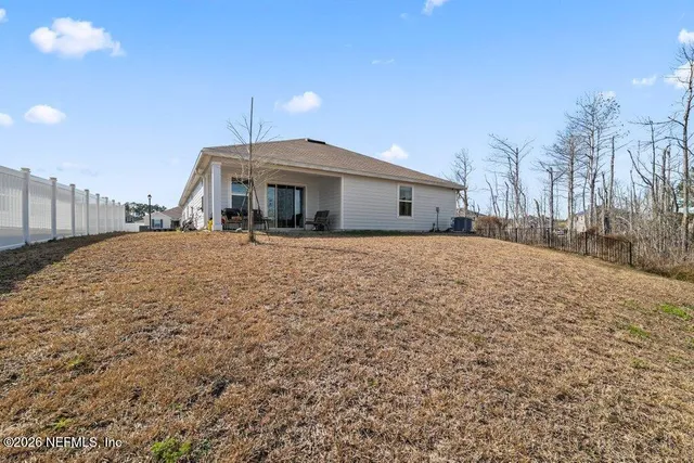 $379,000 | 1385 Panther Lk Parkway, Jacksonville, FL 32221