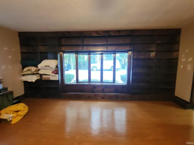 $329,000 | 915 West 150th Street North, Logansport, IN 46947