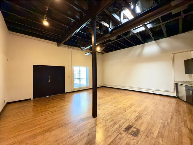 $1,745 | 2007 South Ervay Street, Unit 2005103, Dallas, TX 75215
