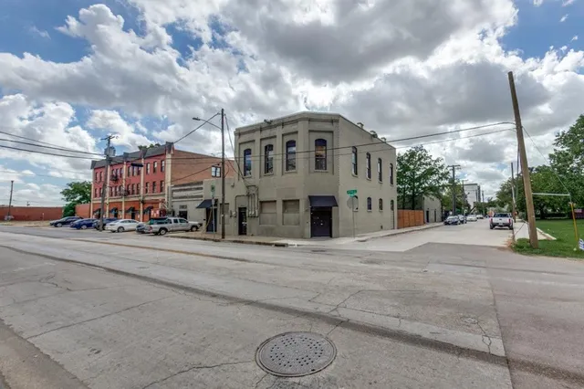 $1,745 | 2007 South Ervay Street, Unit 2005103, Dallas, TX 75215