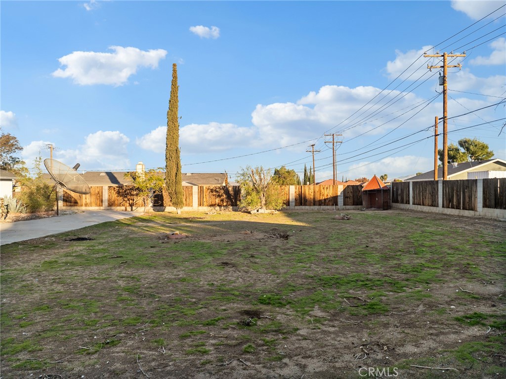 14669 La Brisa Road Victorville, CA 92392 - Photo 35 of 41