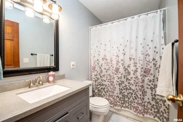 $242,900 | 1736 West Marlene Avenue, Peoria, IL 61614