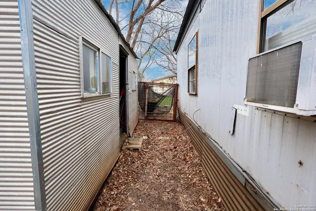 $150,000 | 131 Global Drive, New Braunfels, TX 78130