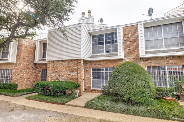 $230,000 | 12921 Abrams Road, Unit 610, Dallas, TX 75243