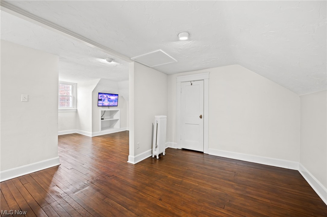 12727 Cedar Road Cleveland Heights, OH 44106 - Photo 27 of 32 3rd floor full suite