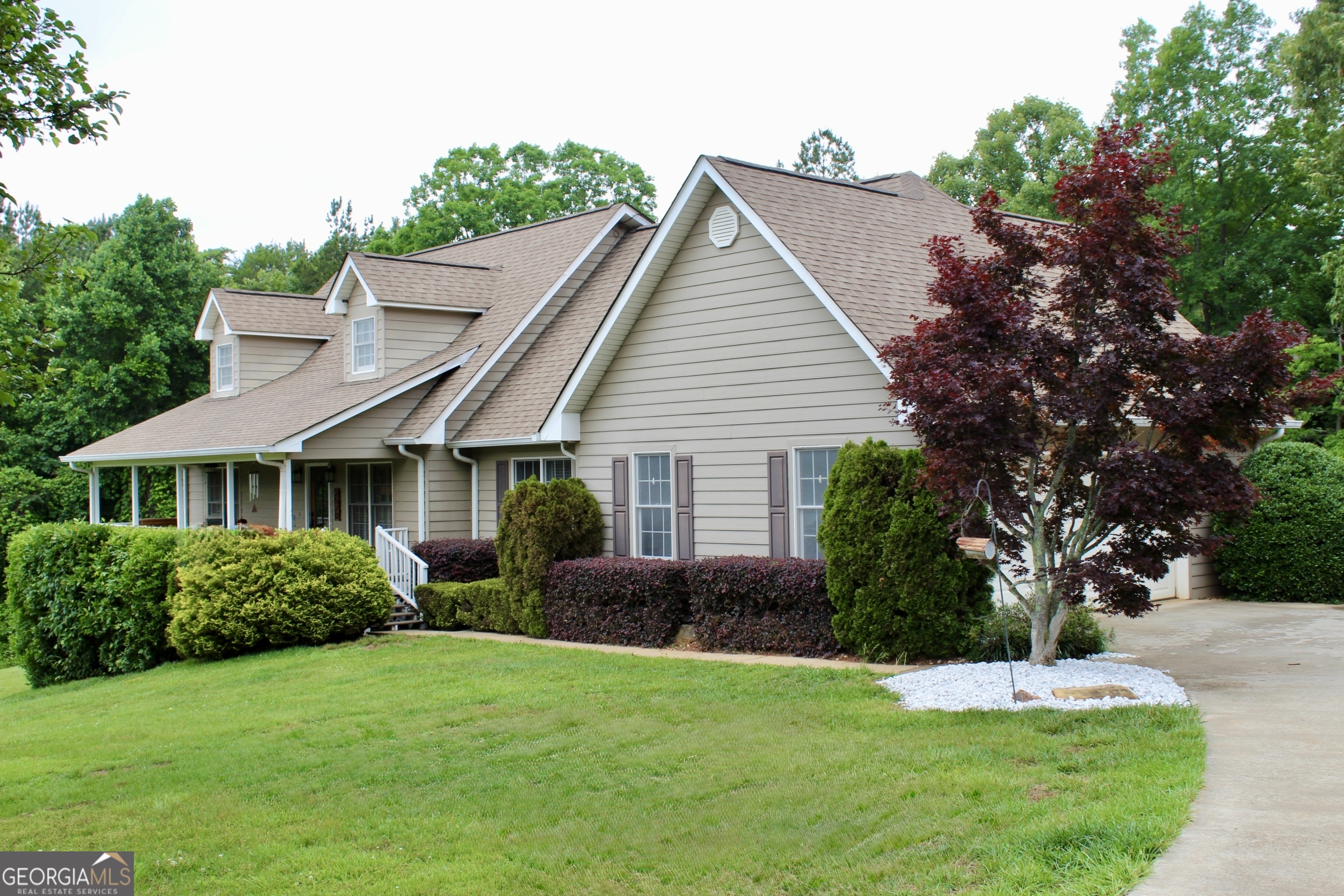 2570 Castleberry Bridge Road Dawsonville, GA 30534 - Photo 3 of 46