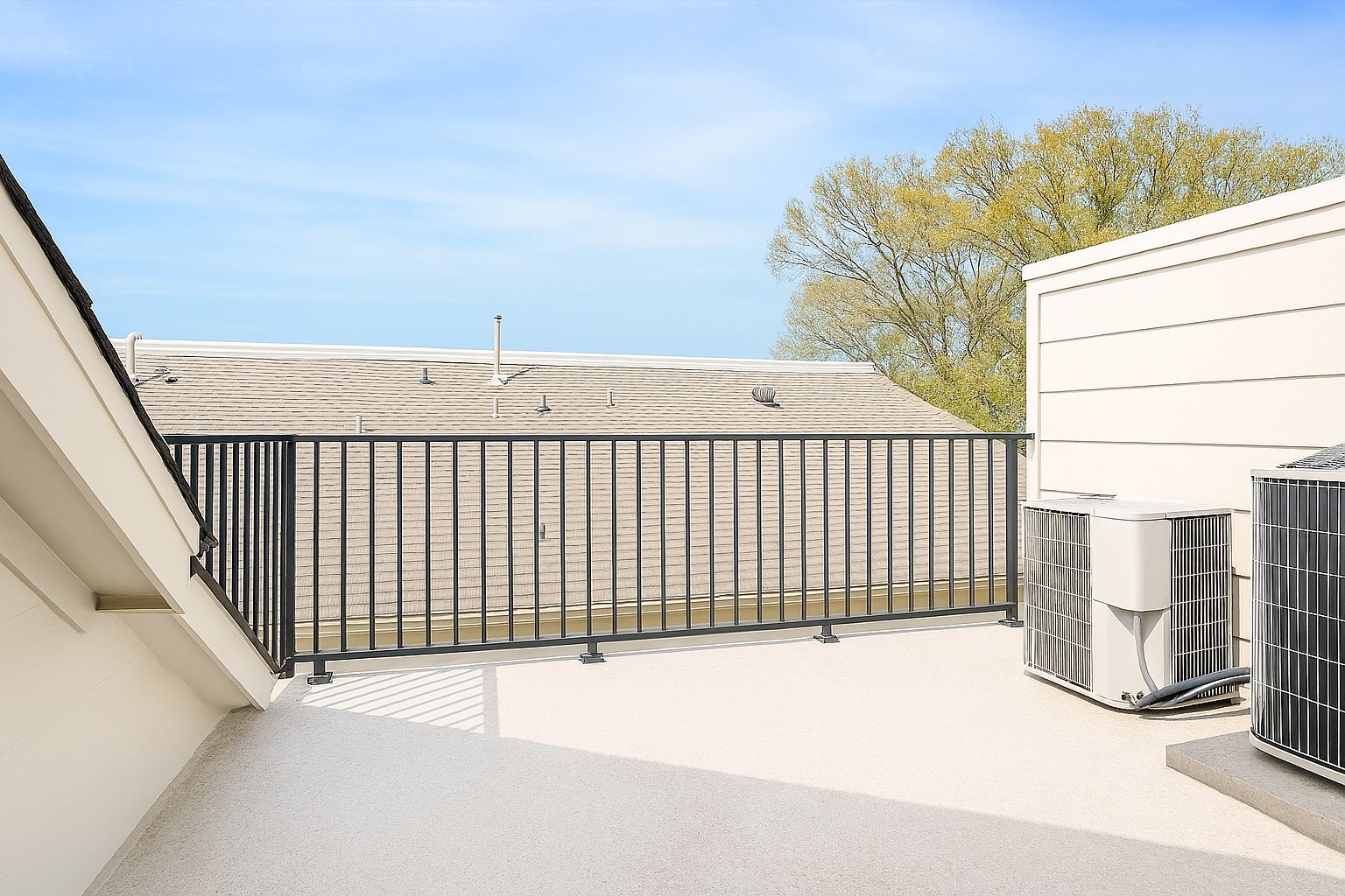 2423 Ralph Street Houston, TX 77006 - Photo 29 of 32 a view of a balcony with staircase
