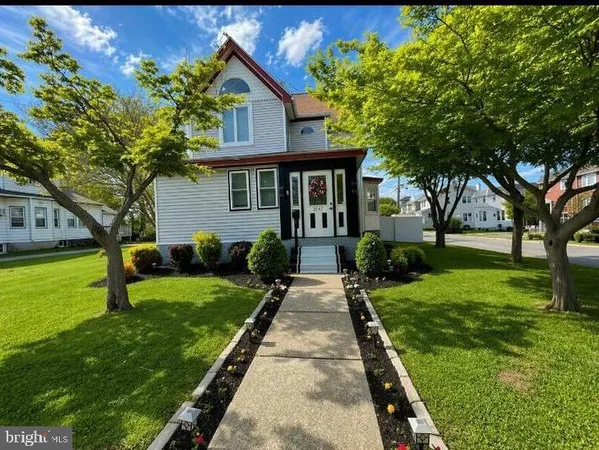 $439,000 | 2047 Walnut Street, Holmes, PA 19043