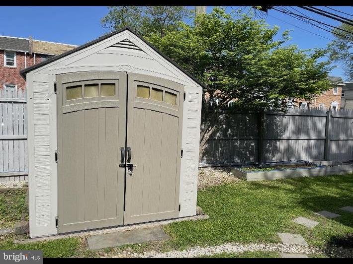 2047 Walnut Street Holmes, PA 19043 - Photo 31 of 42