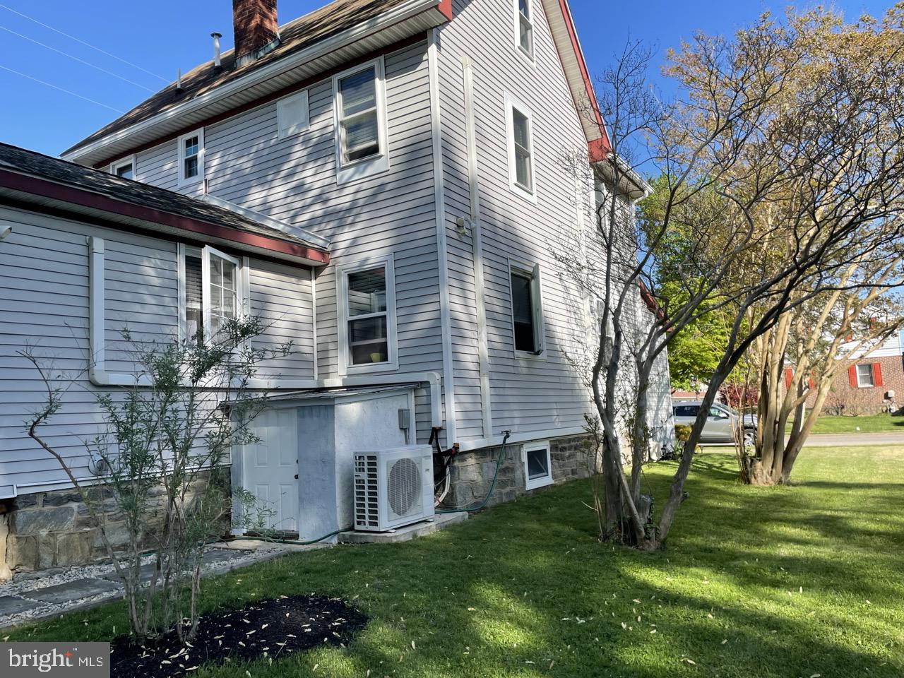 2047 Walnut Street Holmes, PA 19043 - Photo 37 of 42