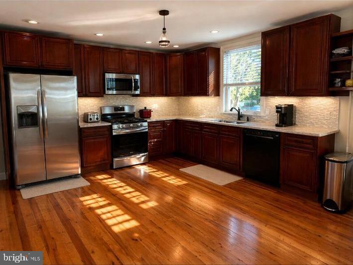2047 Walnut Street Holmes, PA 19043 - Photo 7 of 42