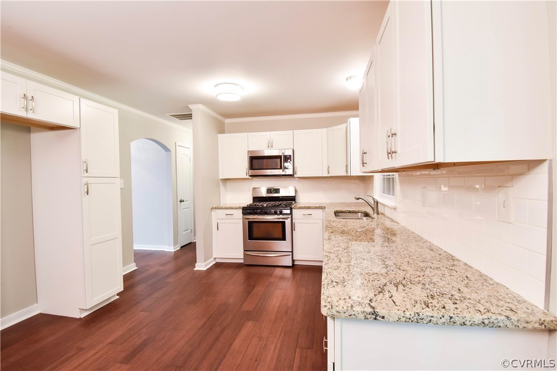 2516 Mountain View Road Powhatan, VA 23139 - Photo 6 of 29 Gallery Image 6