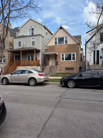 $520,000 | 2915 North Spaulding Avenue, Chicago, IL 60618