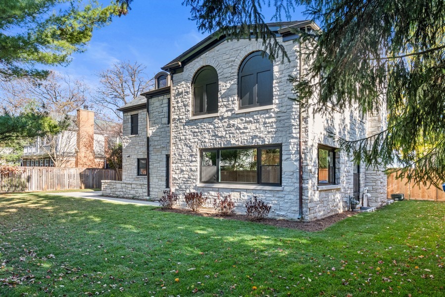 1041 Pawnee Road Wilmette, IL 60091 - Photo 54 of 59