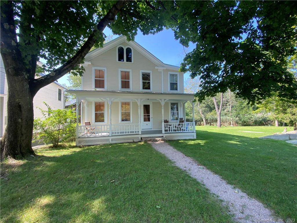 39 Old Quarry Road Guilford, CT 06437 - Photo 1 of 1 a front view of a house with a yard