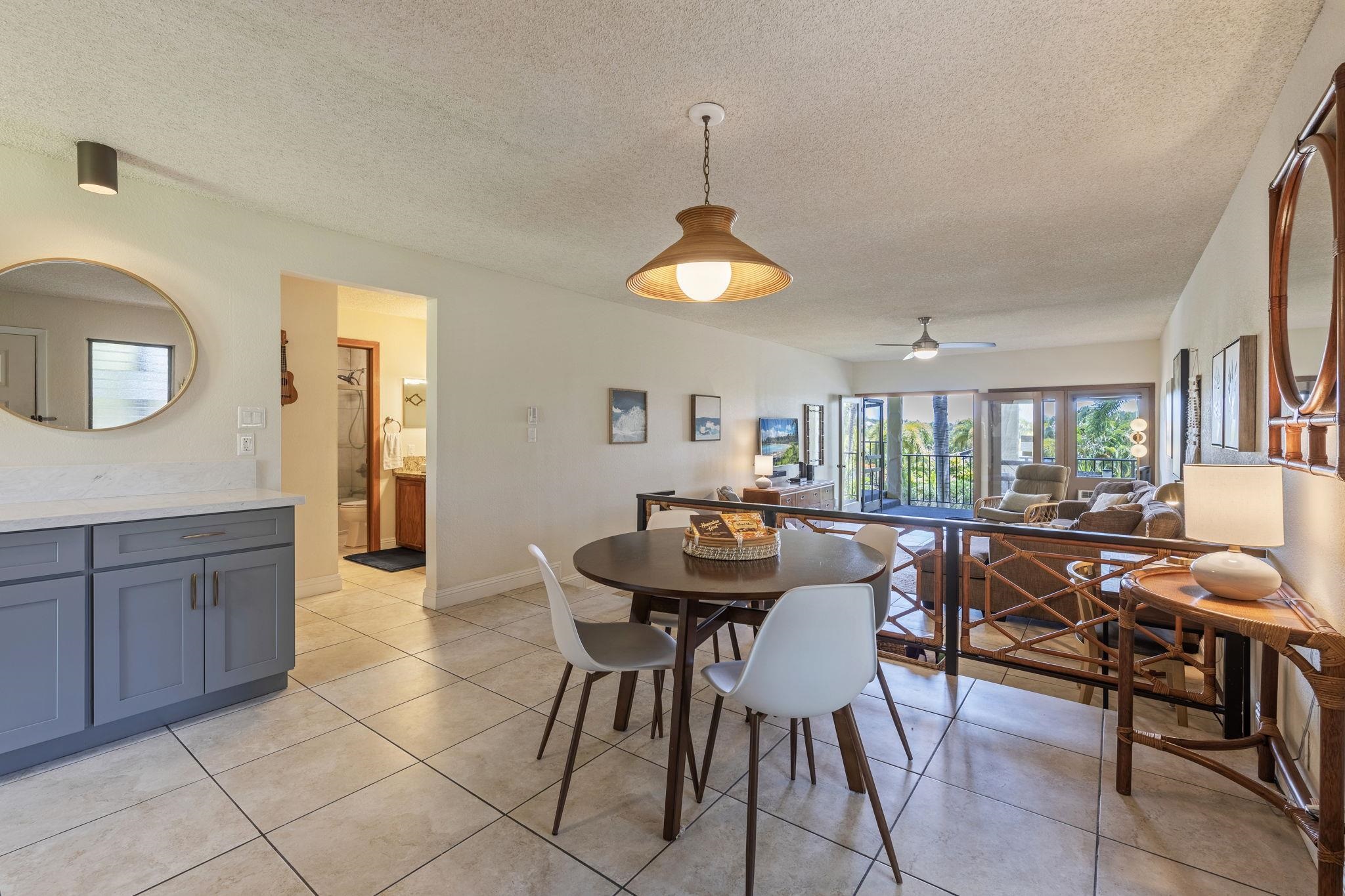 2881 South Kihei Road, Unit 59 Kihei, HI 96753 - Photo 11 of 37 a dining room with furniture and window