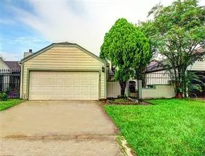 $1,800 | 11818 Plumbrook Drive, Houston, TX 77099