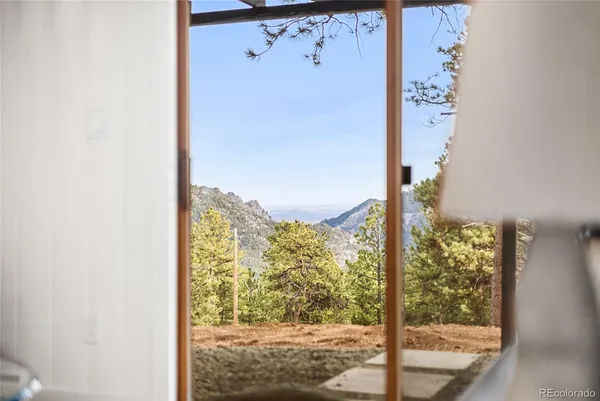 $900,000 | 7105 Flagstaff Road, Boulder, CO 80302
