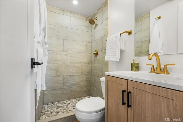 $900,000 | 7105 Flagstaff Road, Boulder, CO 80302