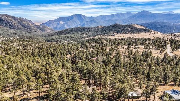 $900,000 | 7105 Flagstaff Road, Boulder, CO 80302