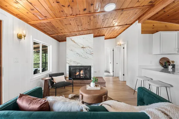 $900,000 | 7105 Flagstaff Road, Boulder, CO 80302