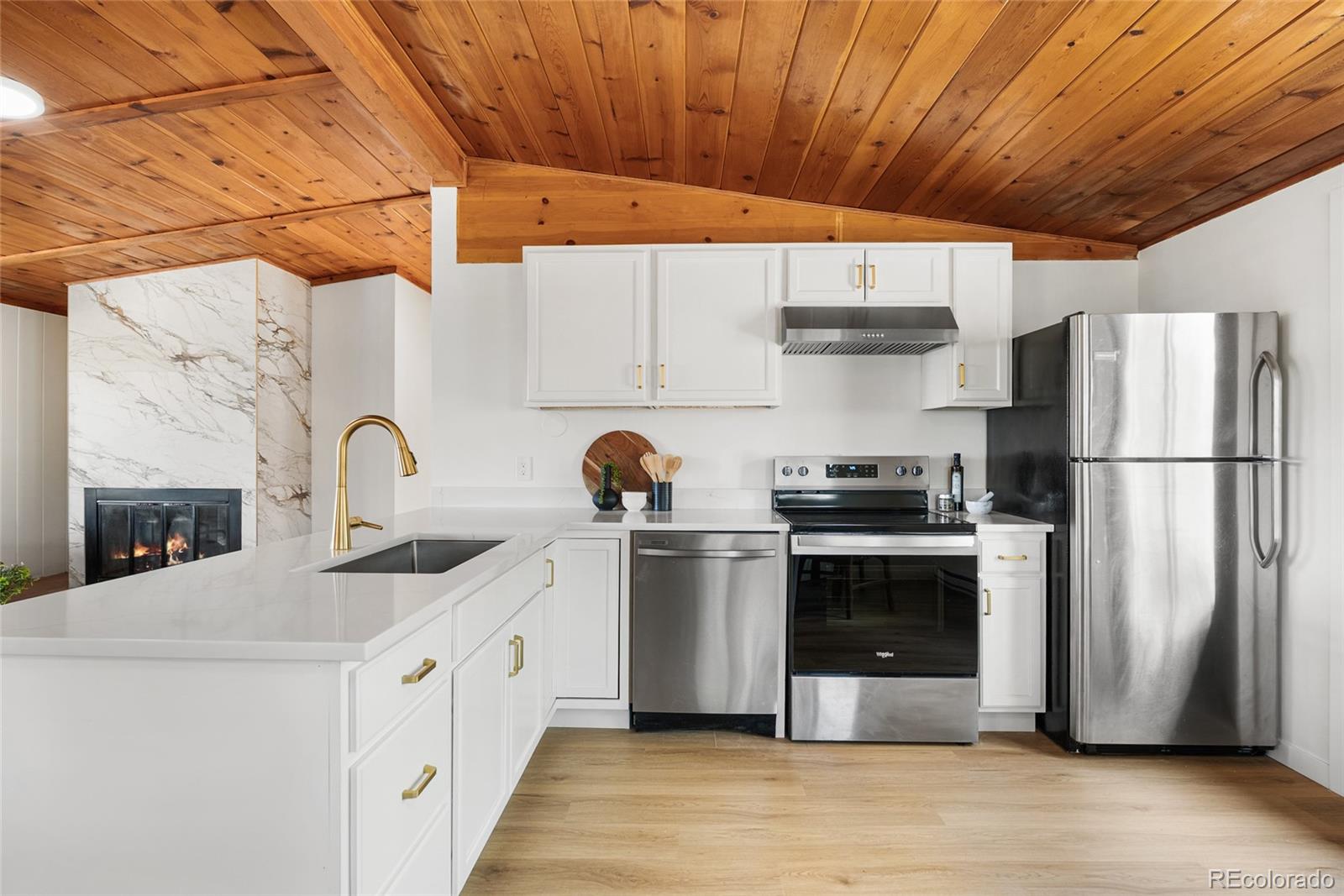 7105 Flagstaff Road Boulder, CO 80302 - Photo 8 of 41