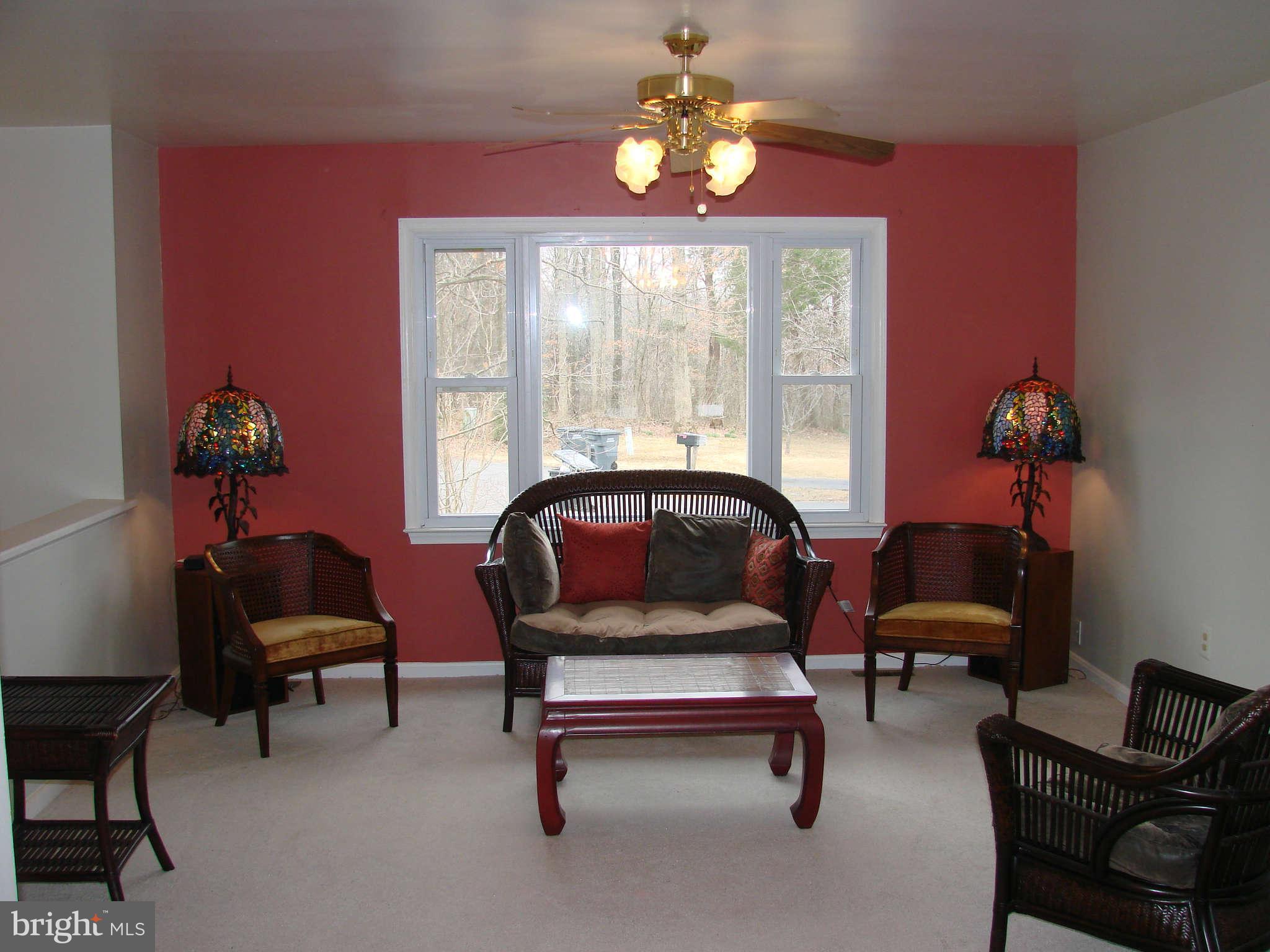 6733 Settlers Ridge Road Warrenton, VA 20187 - Photo 2 of 20 Living Room