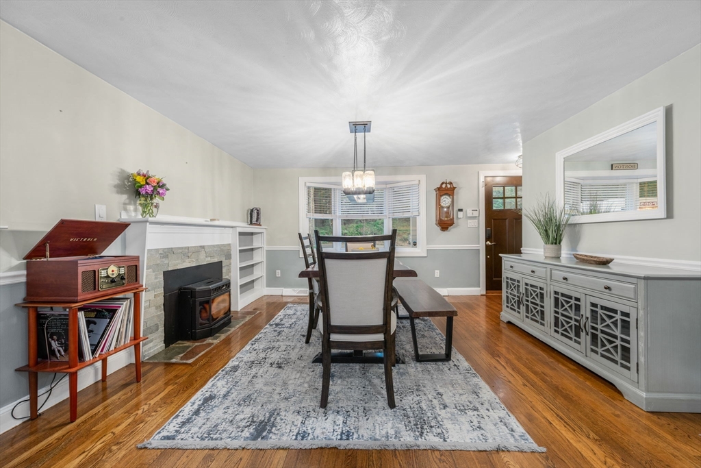 175 Central Street North Reading, MA 01864 - Photo 4 of 42 a dining room with furniture and wooden floor