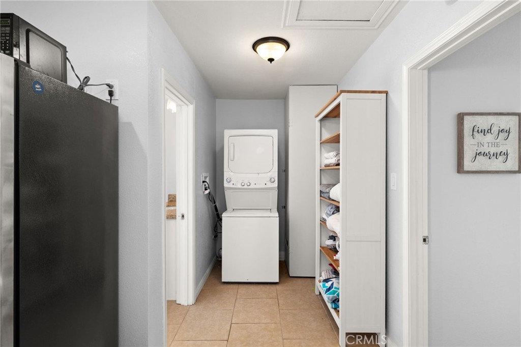 18165 Mariposa Avenue Riverside, CA 92508 - Photo 42 of 59 a view of an empty room