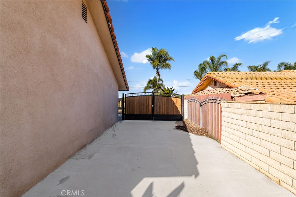 18165 Mariposa Avenue Riverside, CA 92508 - Photo 47 of 59 a view of balcony with furniture