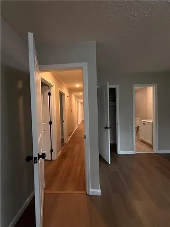 $2,100 | 1055 Pinecrest Drive, Forest Park, GA 30297