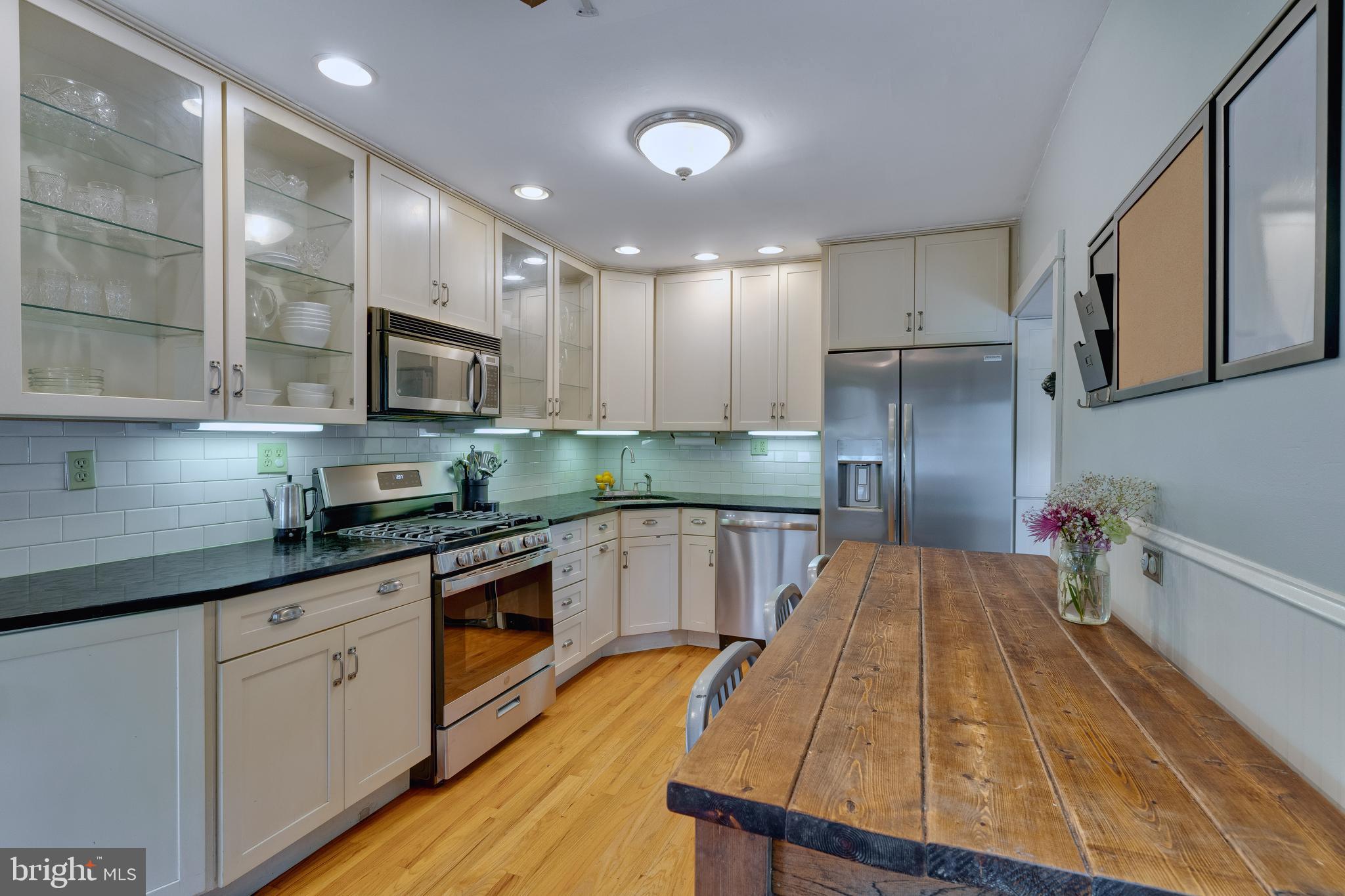 2922 Mapleshade Road Ardmore, PA 19003 - Photo 9 of 29