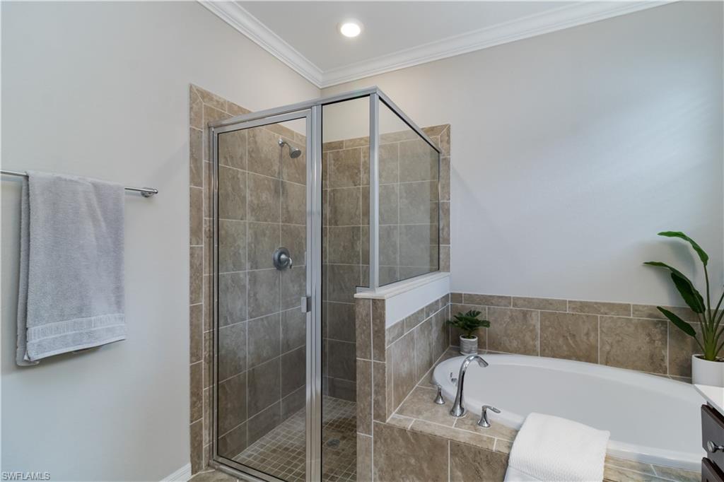 4272 Raffia Palm Circle Naples, FL 34119 - Photo 15 of 41 Primary Bathroom