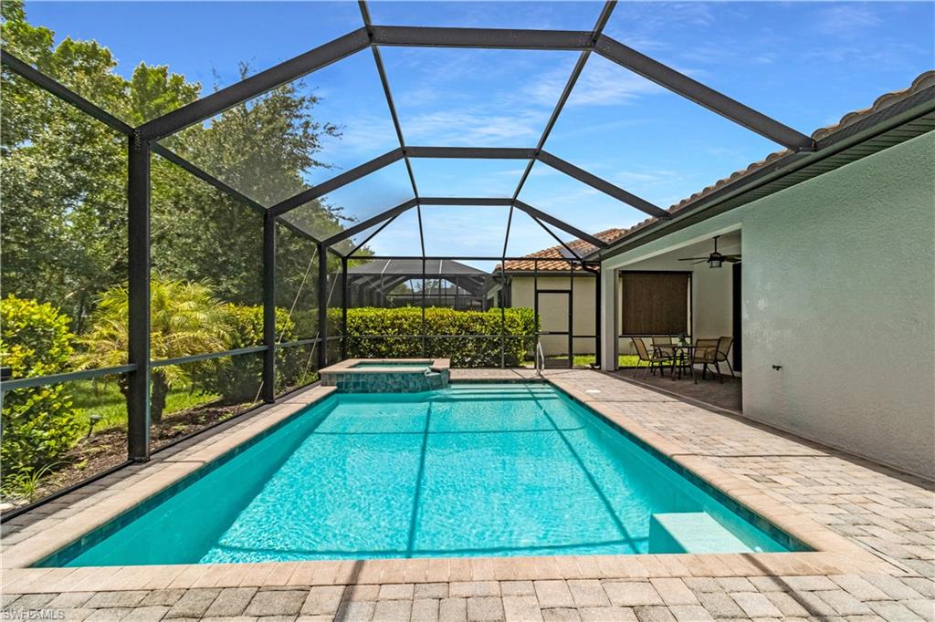 4272 Raffia Palm Circle Naples, FL 34119 - Photo 22 of 41 Pool & Spa