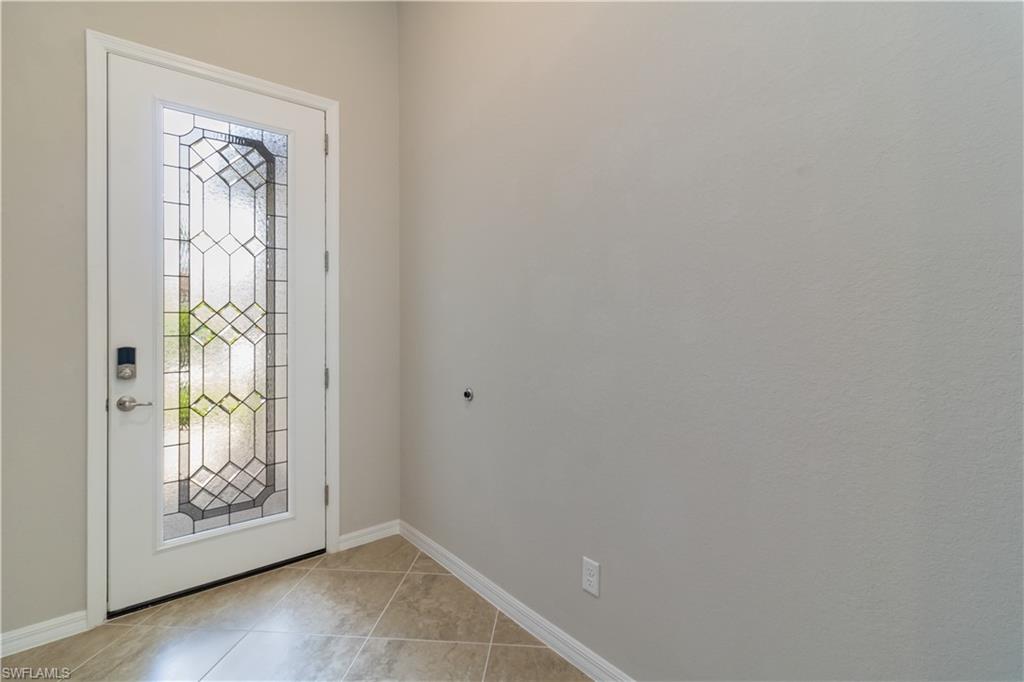 4272 Raffia Palm Circle Naples, FL 34119 - Photo 10 of 41 Gallery Image 10